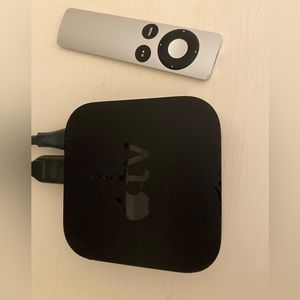 Apple TV. Open box. Original cables & remote.